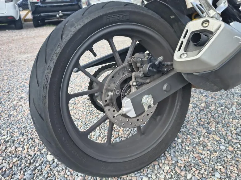 HONDA - CB 300 TWISTER FLEX