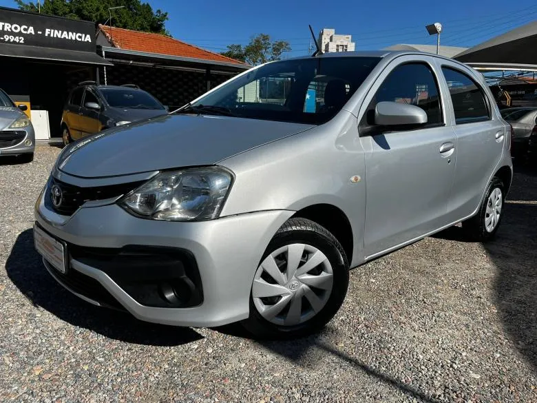 Toyota - ETIOS X 1.3 MT