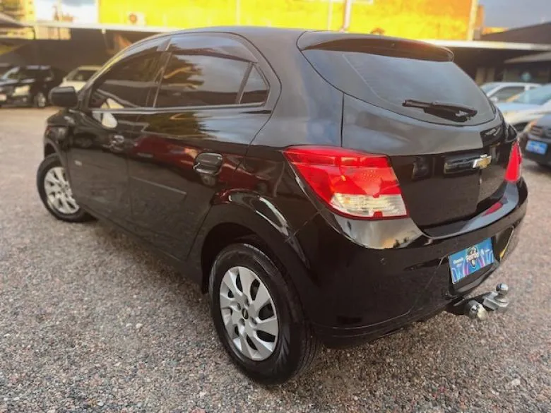 GM - Chevrolet - ONIX 1.0 LS FLEX