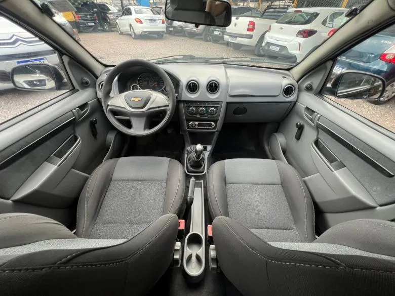 GM - Chevrolet - PRISMA LT 1.4