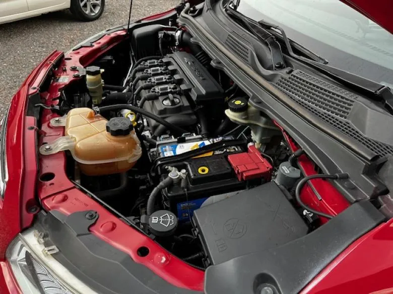 GM - Chevrolet - Prisma LT 1.0