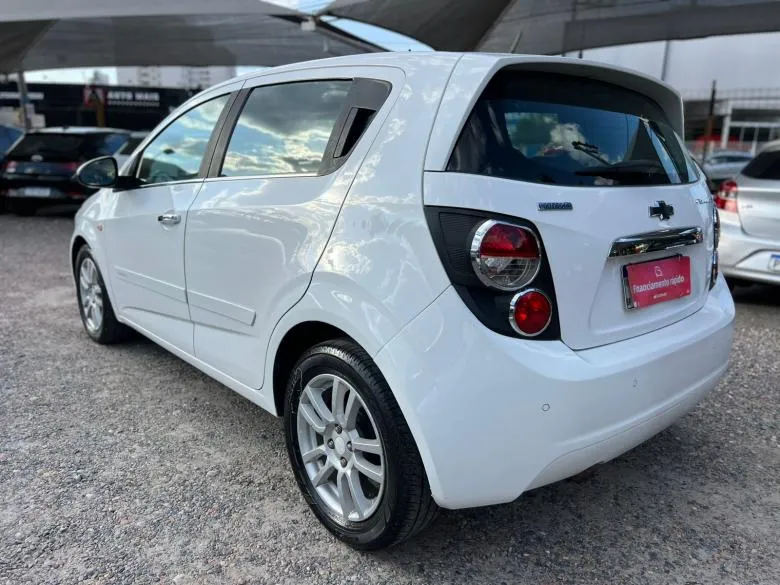 GM - Chevrolet - SONIC LTZ 1.4 AUTOMATICO FLEX